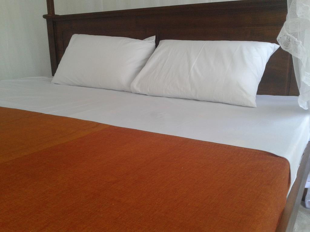 Aluthgedara Guest House Unawatuna Buitenkant foto