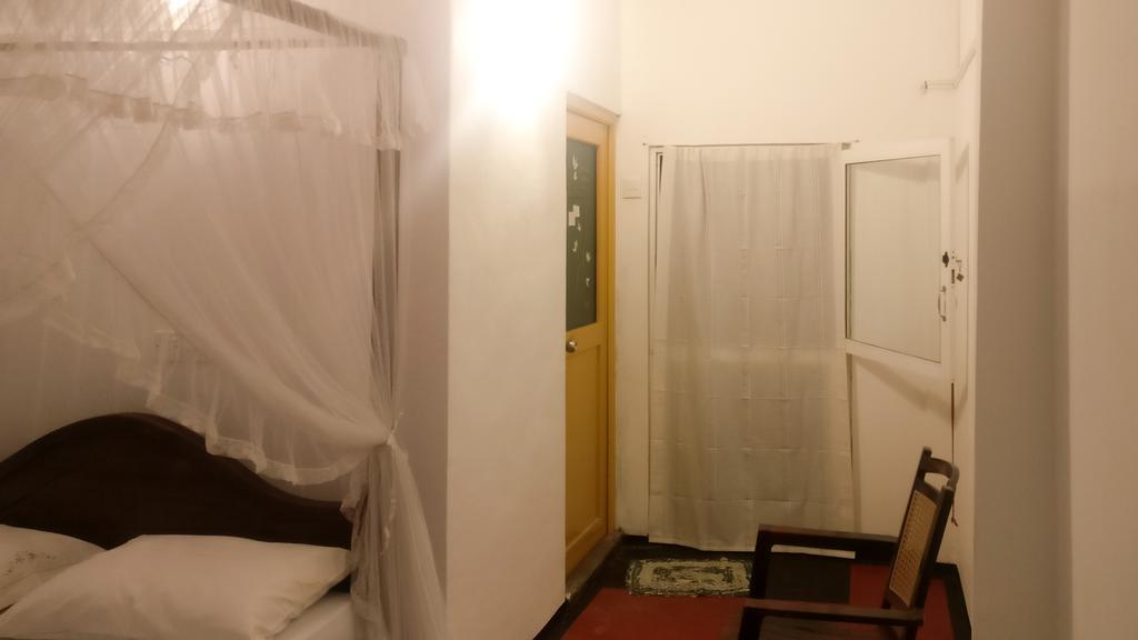 Aluthgedara Guest House Unawatuna Buitenkant foto