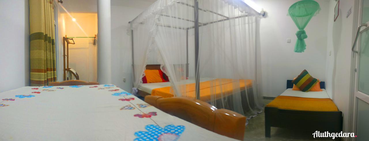 Aluthgedara Guest House Unawatuna Buitenkant foto