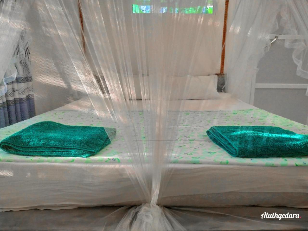 Aluthgedara Guest House Unawatuna Buitenkant foto