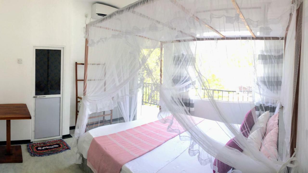 Aluthgedara Guest House Unawatuna Buitenkant foto